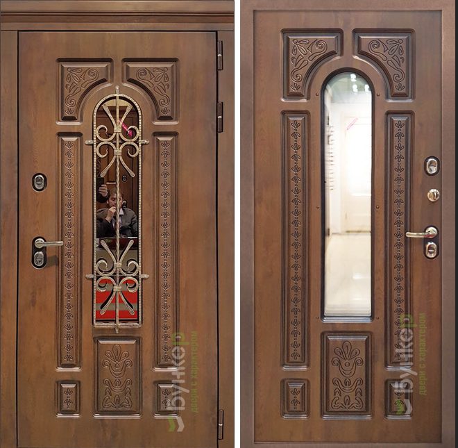 Входная дверь в интерьере модель «ТЕРМО- ЛАЦИО» VINORIT, цвет ” Грецкий орех+ черная патина “